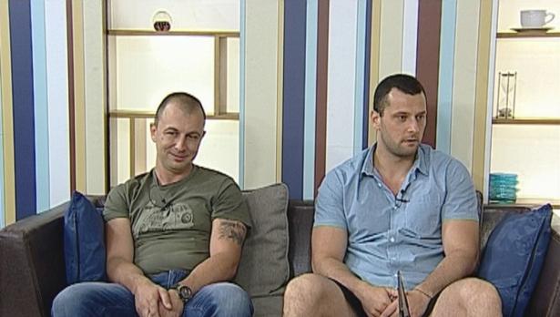 "Щрихи от утрото" (30.06.2016) - Как класически ван от 60-е години ще полети от 6 метра височина в морето?