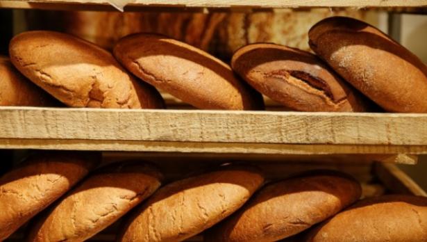 По магазините: Едва 6 вида хляб са по БДС - Chernomore