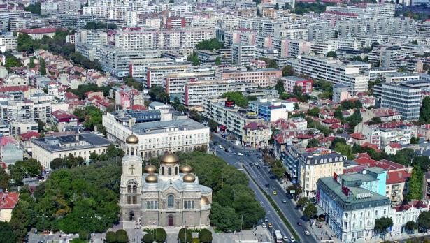 Затварят за движение част от центъра в неделя