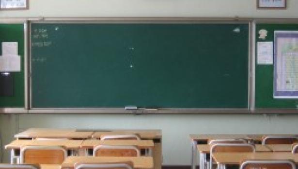 Търсят директори на варненски училища