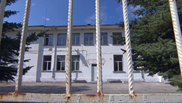 Село се вдигна на бунт заради деца на бежанци