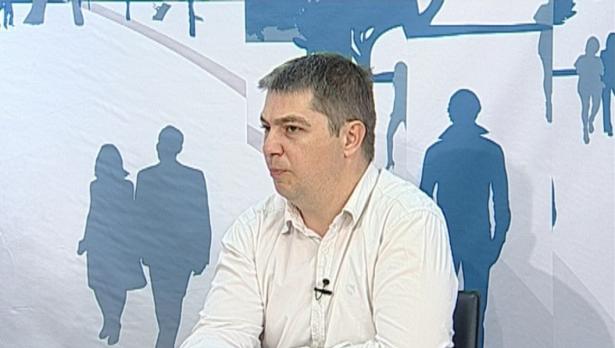 "Щрихи от утрото" (25.04.2016) - За какво трябва да внимават потребителите при избора на почивка за Великденските празници?