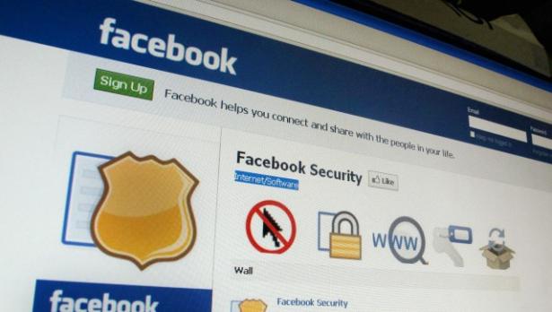 Съдят Facebook заради сканиране на личните съобщения на потребителите