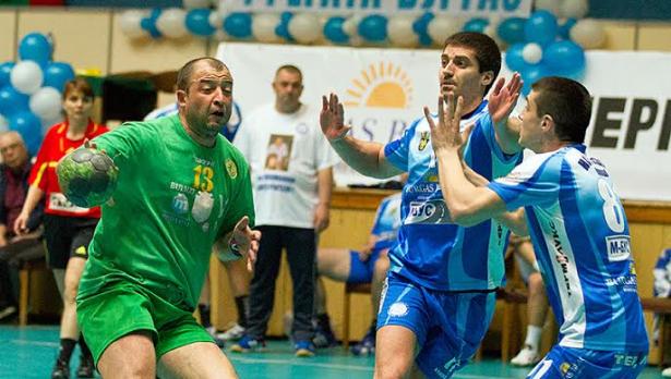Спартаклии разпиляха "Фрегата"