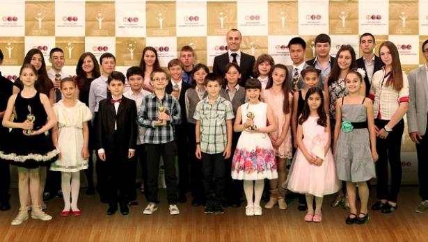 Варненски плувци наградени от фондация „Димитър Бербатов”