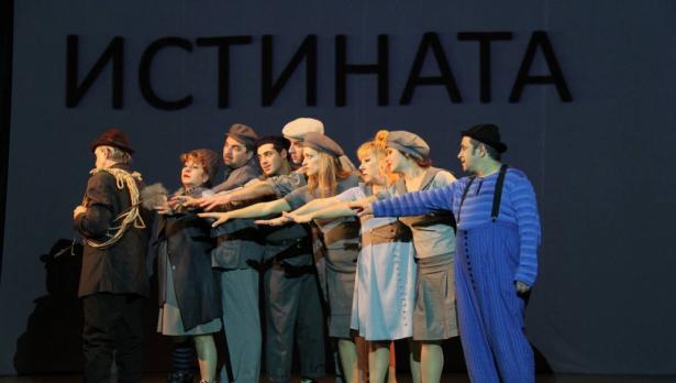 9 държави показват творчество на "Златен делфин 2014"