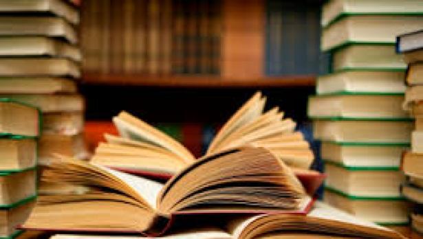 Варненската библиотека първа получава книгите от конкурса „Бисерче вълшебно“