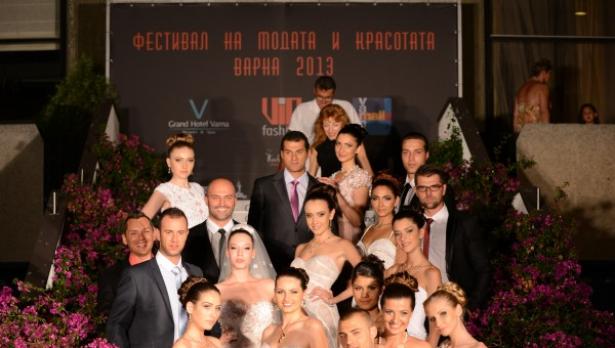 Фестивал на модата и красотата вихри шоу за естети