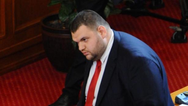 КС: Искането на президента по казуса "Пеевски" е недопустимо