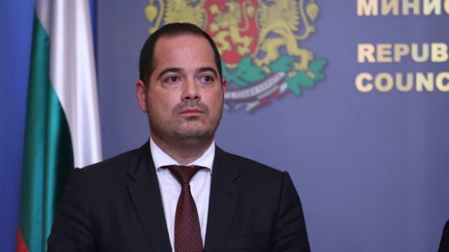 Вътрешният министър: България не приема допълнителни условия за бежанците