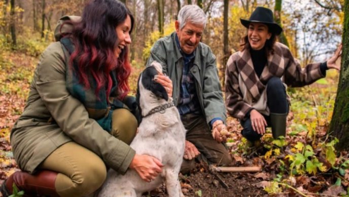 Новa мода в туризма: Богаташи плащат, за да уловят, наберат и сготвят храната си