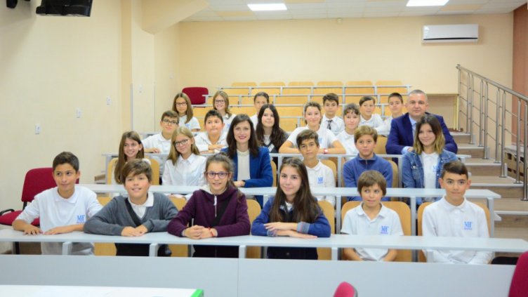 Варненската математическа гимназия стана „Дигитално училище на годината за 2018“