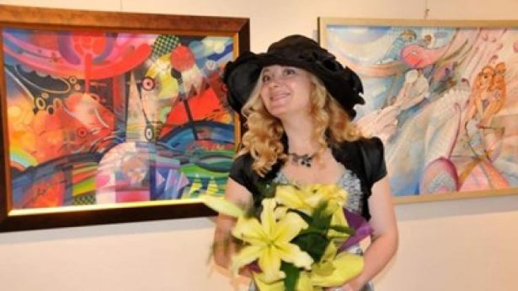 10 дни самолечение у дома. Защо Лора закъсня в битката с коронавируса?