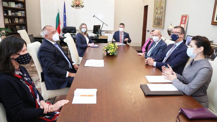 Премиерът Борисов: Придобиването на нови бойни самолети показва желание за необратима модернизация на въоръжените ни сили