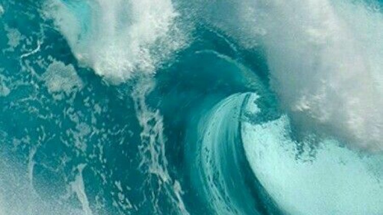 ВАРНА (ТОГАВА ОДЕСОС) Е БИЛА СПОЛЕТЯНА ОТ ЦУНАМИ през 543 г., според гръцки източници в българската история.