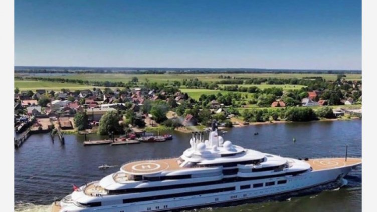 В Италия конфискуваха луксозна яхта на стойност $700 милиона 