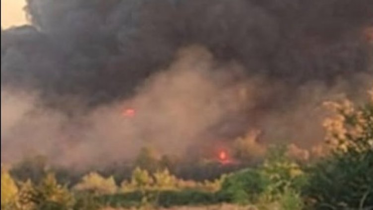 Няма опасност за здравето на хората след пожара в бившата рафинерия „Плама“ - Плевен