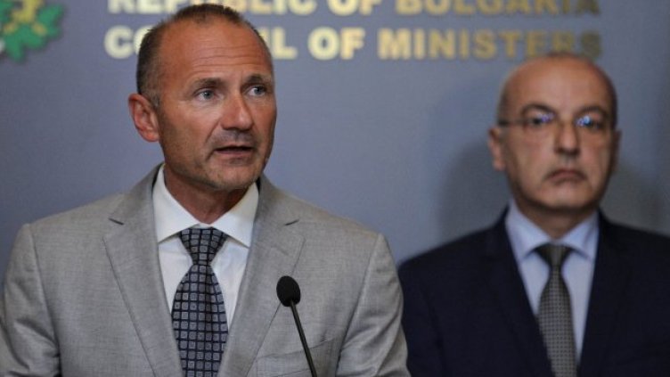 Енергетиката и "Булгаргаз" – в колапс! Ни газ има, ни пари, ни танкери