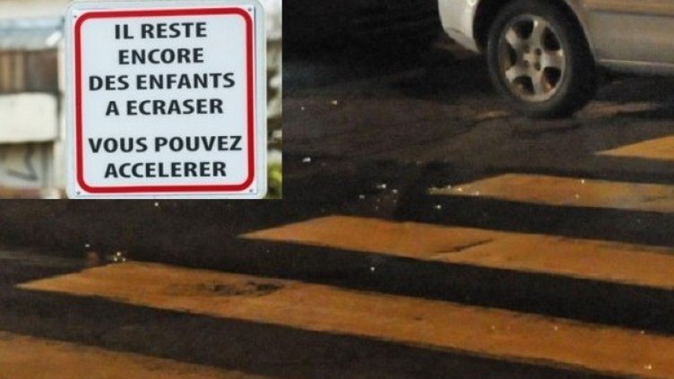 Пътен знак във Франция призовава... да блъснете дете