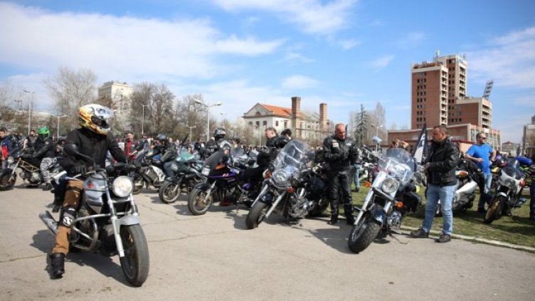 Откриват новия мотосезон