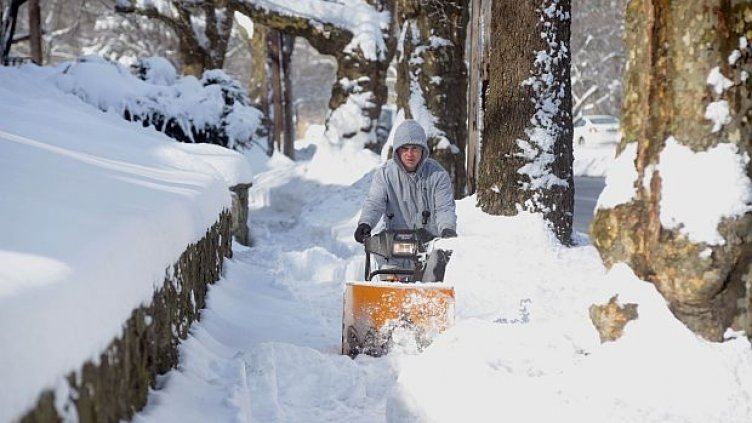 Нова мощна буря връхлетя САЩ