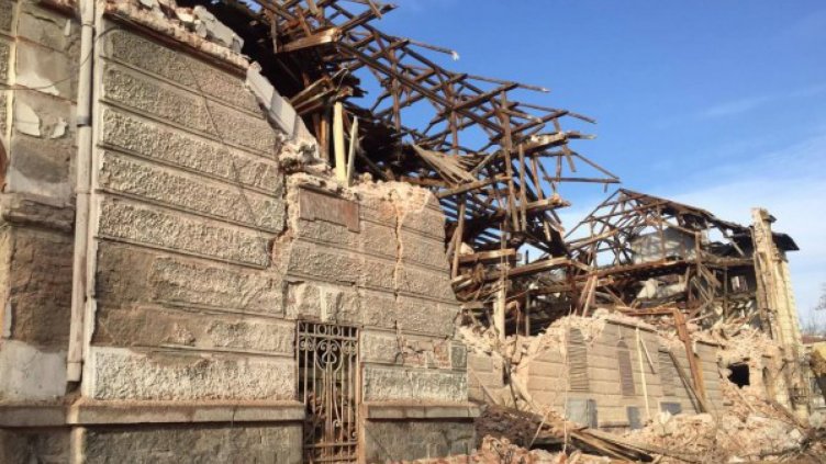 Полусрутеният тютюнев склад ще бъде ли съграден?