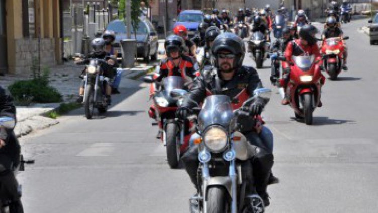 Мотоциклетисти излизат на протест, искат поправка в ЗДвП
