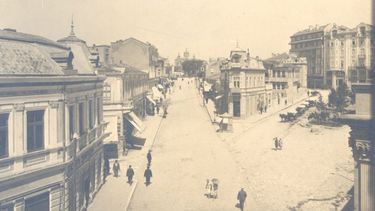 Непознатата история: Тротоарите в морската столица