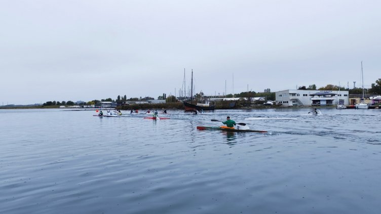 Оспорвана надпревара за купата по кану-каяк "Черно море"