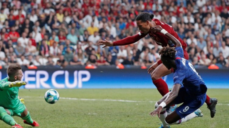 Ван Дайк: Казах на Адриан, че може да стане герой 