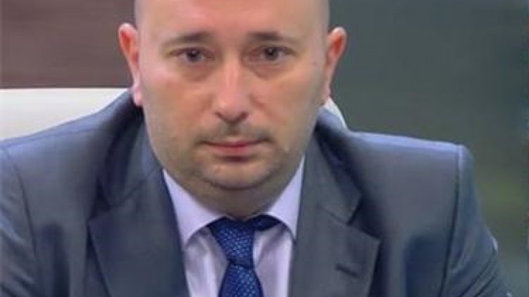 Арестуваният шеф на ИА „Автомобилна администрация“ си отива