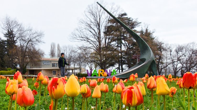 Съдят 19-годишен дилър, пласирал трева в Морската градина на Варна