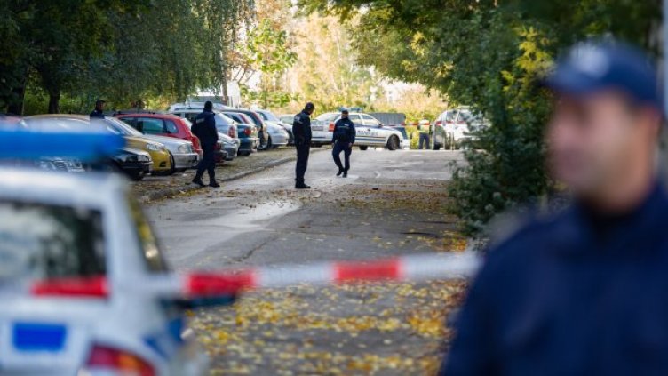 След междусъседски скандал: Рецидивист простреля полицай и нападна друг с нож