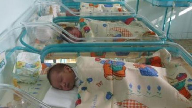 1673 по-малко бебета са се родили у нас през 2021 г.