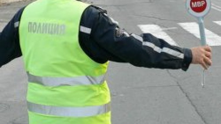 Арестуваха варненец, пробвал да подкупи полицаи