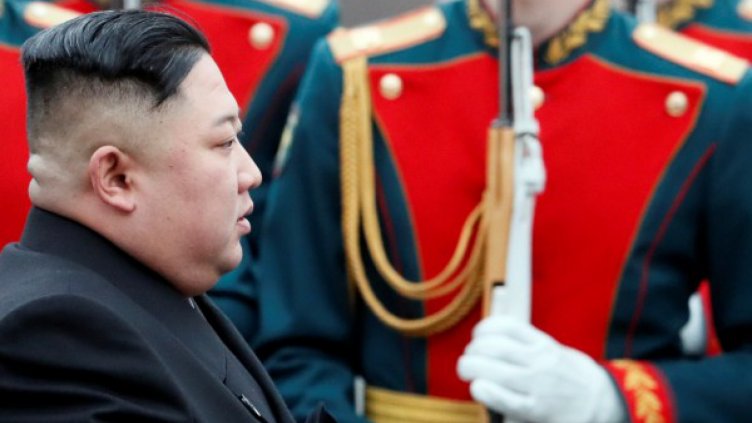 Приключи срещата на четири очи между Путин и Ким