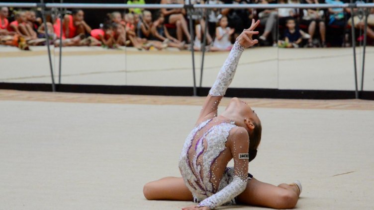 350 състезателки ще участват в национален турнир по художествена гимнастика във Варна