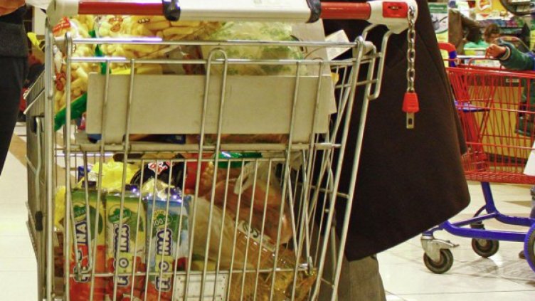 Магазин отключен цяла нощ, намериха го непокътнат