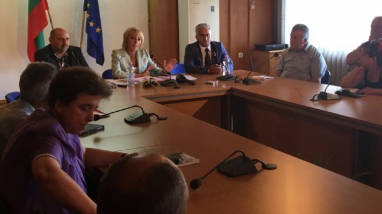 ОмбудсМая писа до КС за заличаването на избиратели