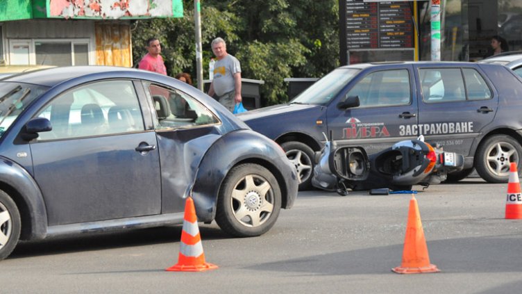 Катастрофа до Автогарата, има ранен