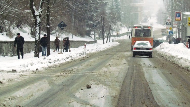 20 см нова снежна покривка в Смолянско