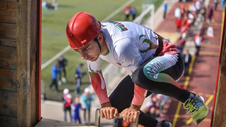 Девет отбора мерят сили в Областното състезание по пожароприложен спорт във Варна