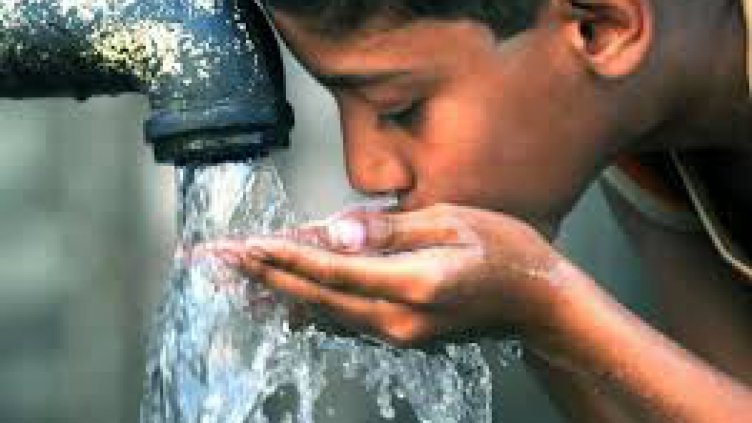 Какво се крие в състава на чешмяната вода?