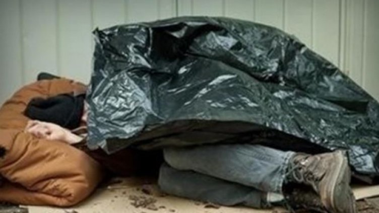 Бездомник почина от студ в Бургас