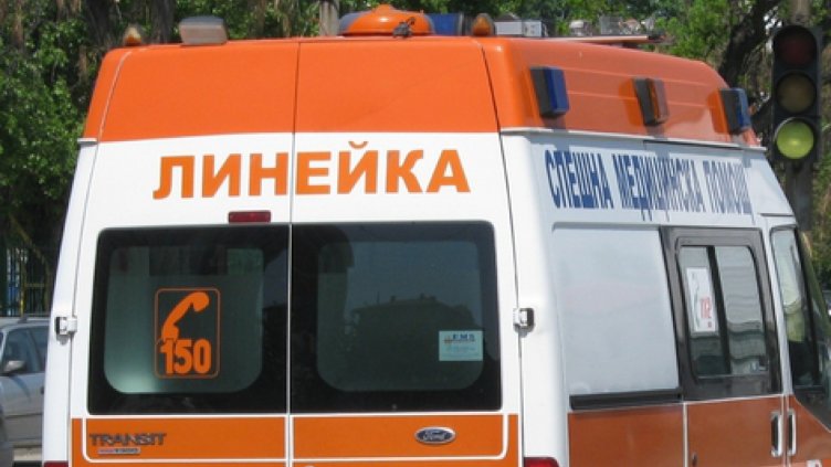 Жена полетя от орех и се потроши