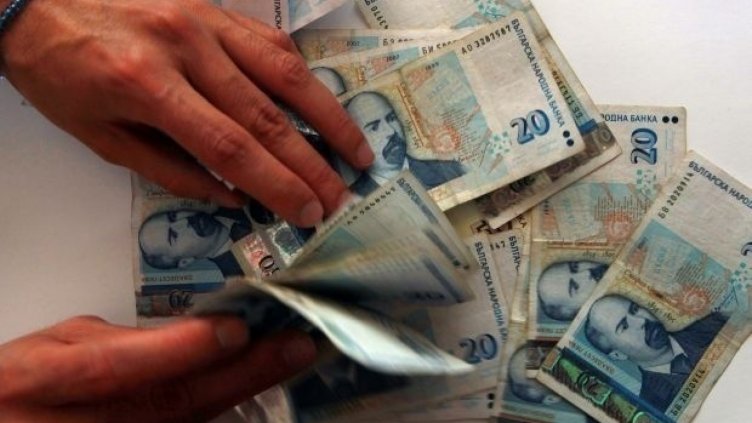 2226 лв. гарантират нормален живот на четиричленно домакинство през юни