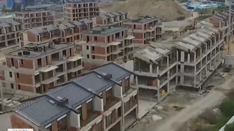 Ново: 6 м от имота си даряваш за улица и имаш разрешително за строеж!?