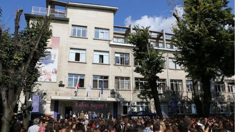 Утвърдиха приема за медсестри и акушерки за филиалите на Медицинския