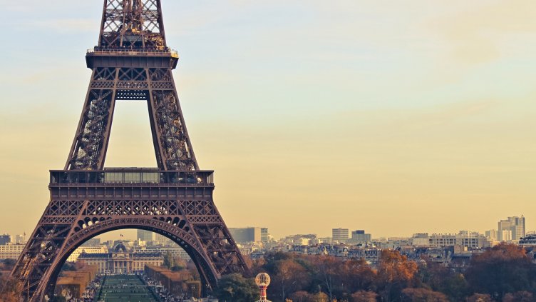 200 000 по улиците на Франция в памет на загиналите