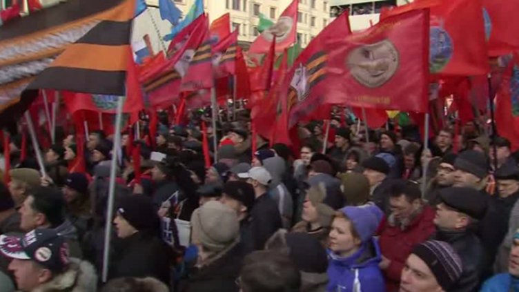 "Антимайдан" събра 50 000 в Москва